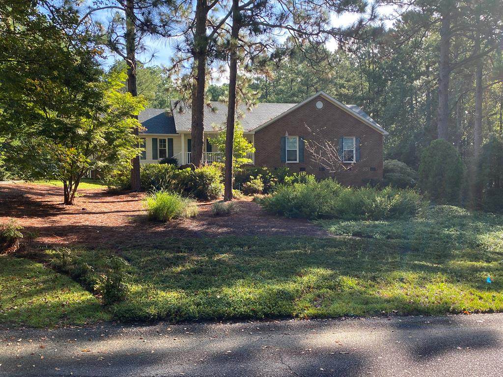 1122 Ridgemont Drive - Photo 1