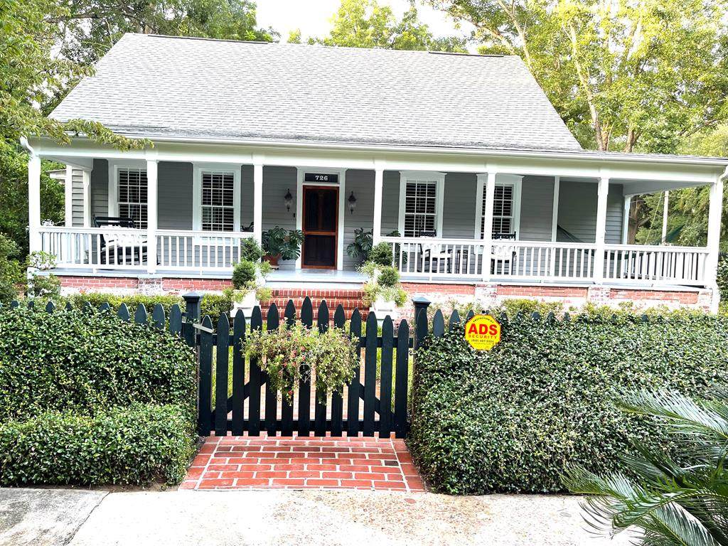 726 South Boundary - Photo 1