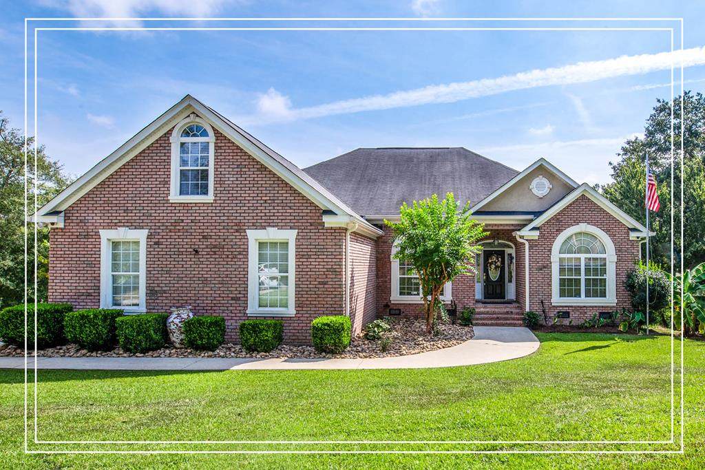 3243 Maplewood Drive - Photo 1