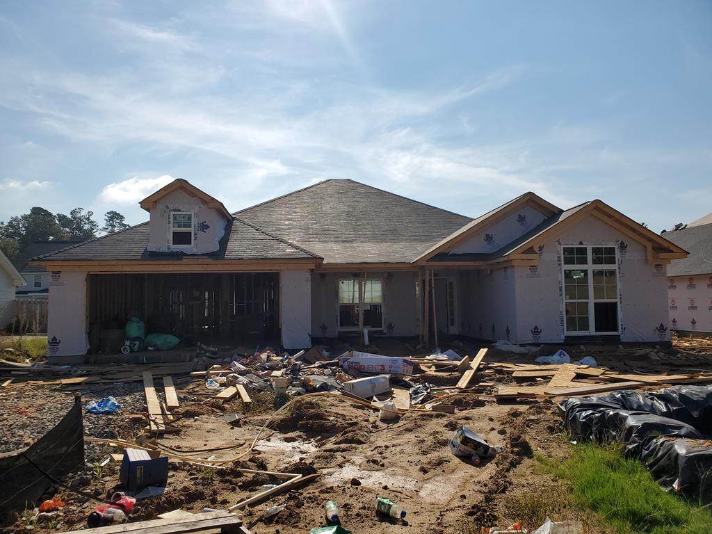 205 Bonhill Street - Photo 1