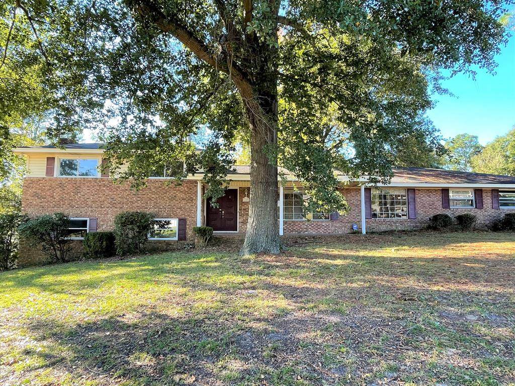 602 Victoria Drive - Photo 1