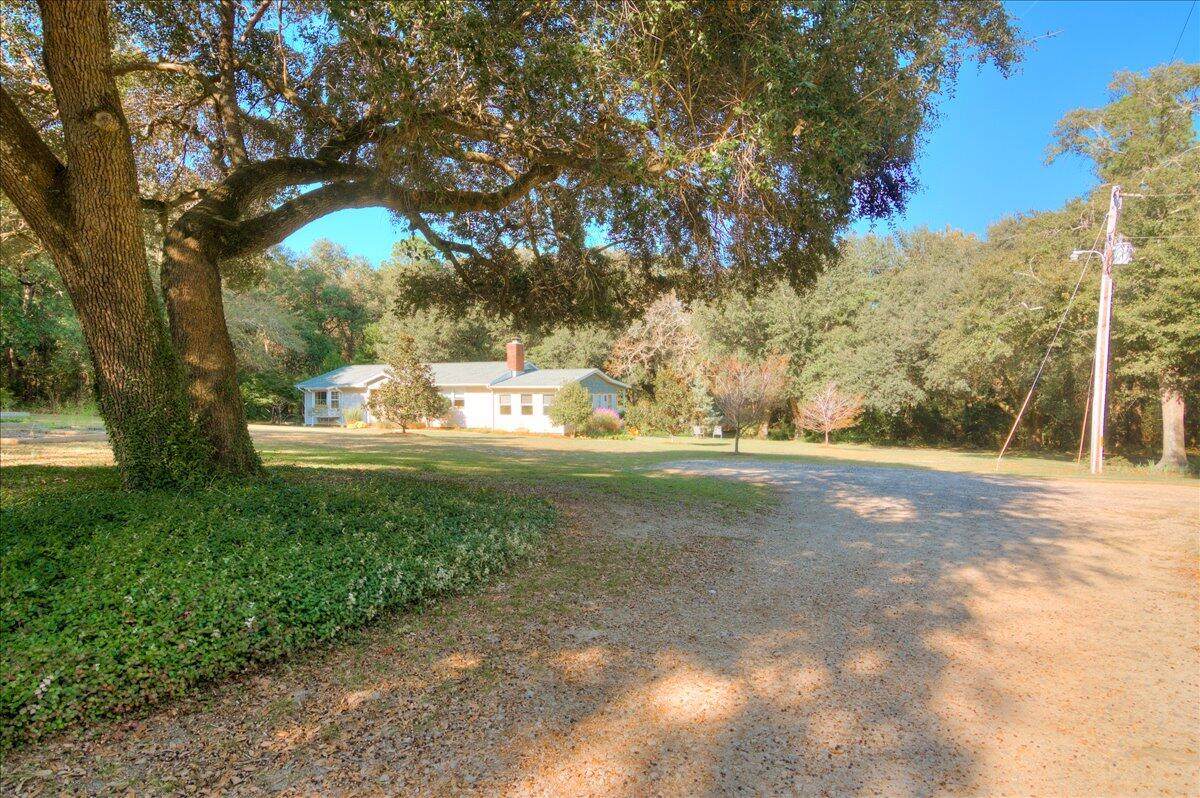 507 John Scott Road - Photo 1