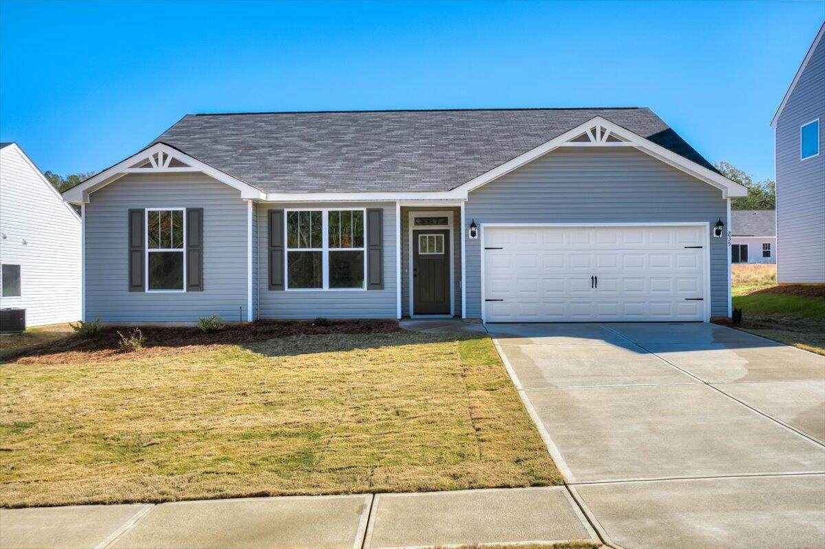 235 Silver Court - Photo 1