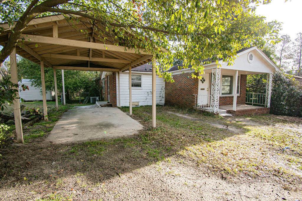 537 Bradleyville Road - Photo 1