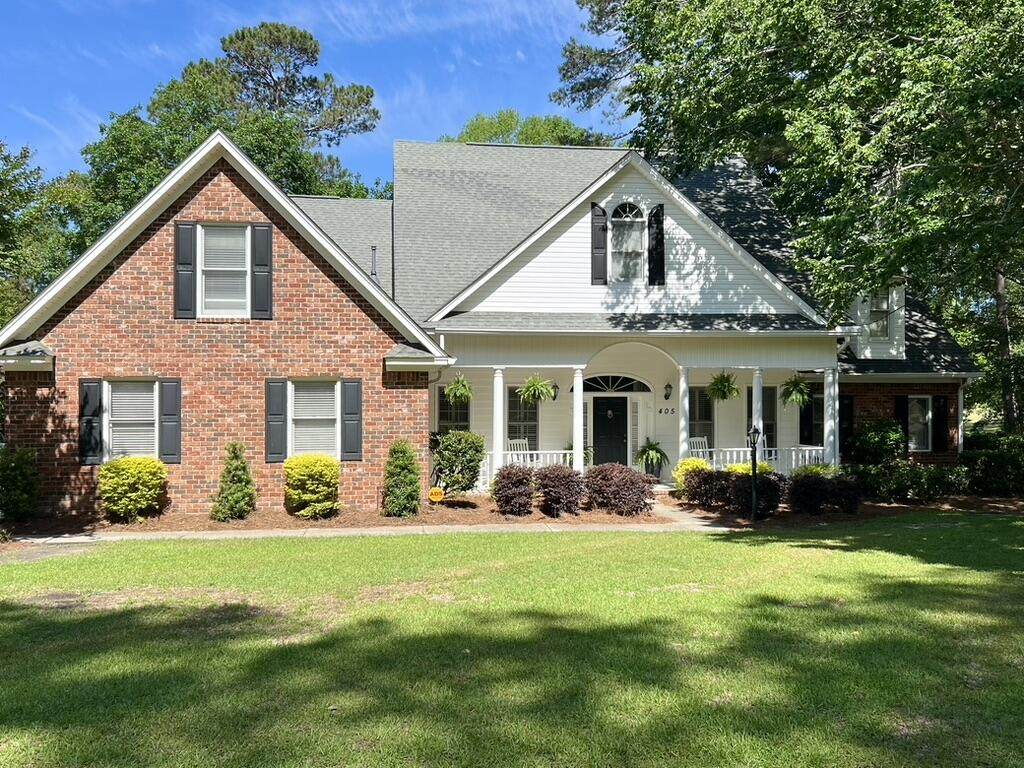 405 Northwood Drive - Photo 1