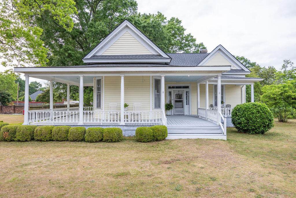 130 Calhoun Street - Photo 1