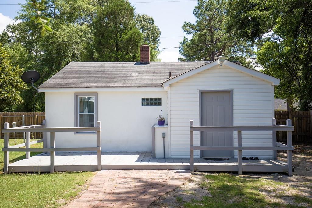 806 Lincoln Ave - Photo 1