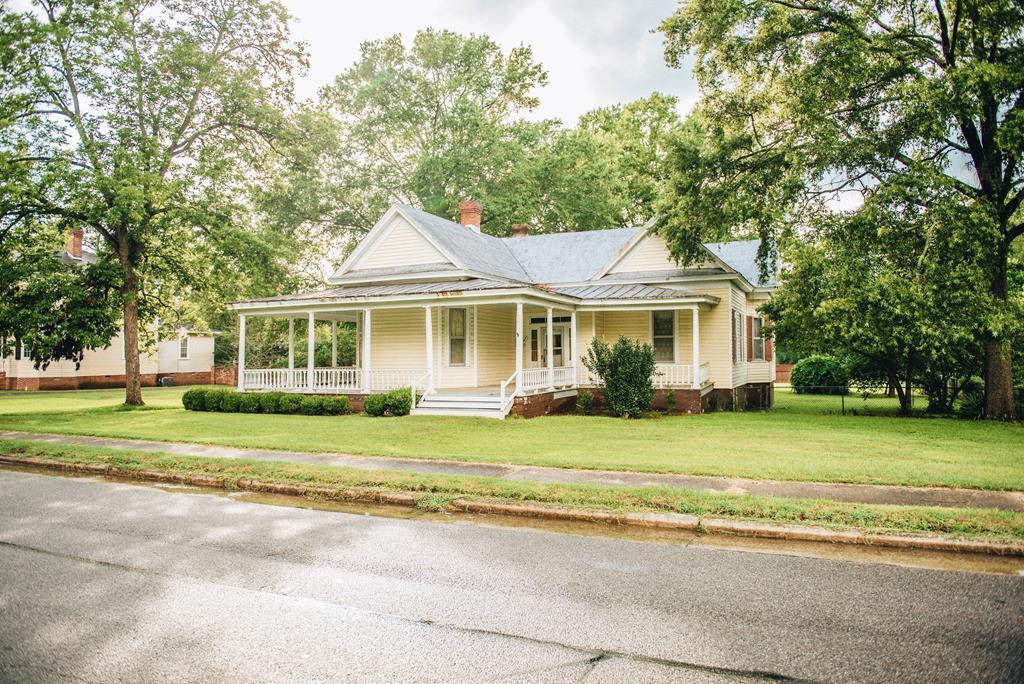 130 Calhoun Street - Photo 1
