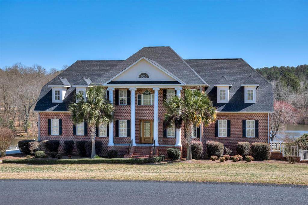 5334 Farmstead Drive - Photo 1