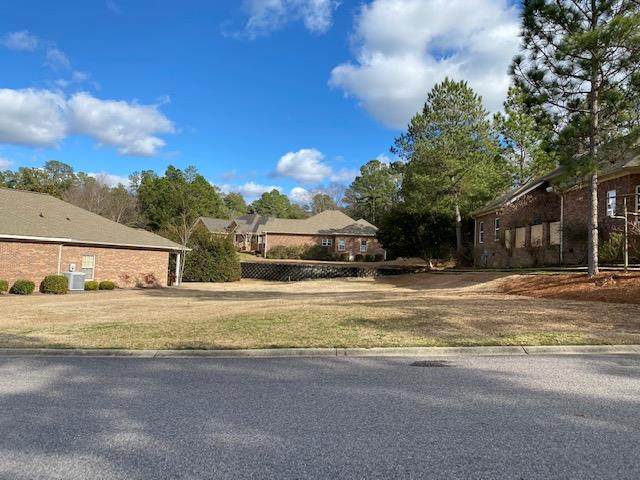431 Landing Drive - Photo 1