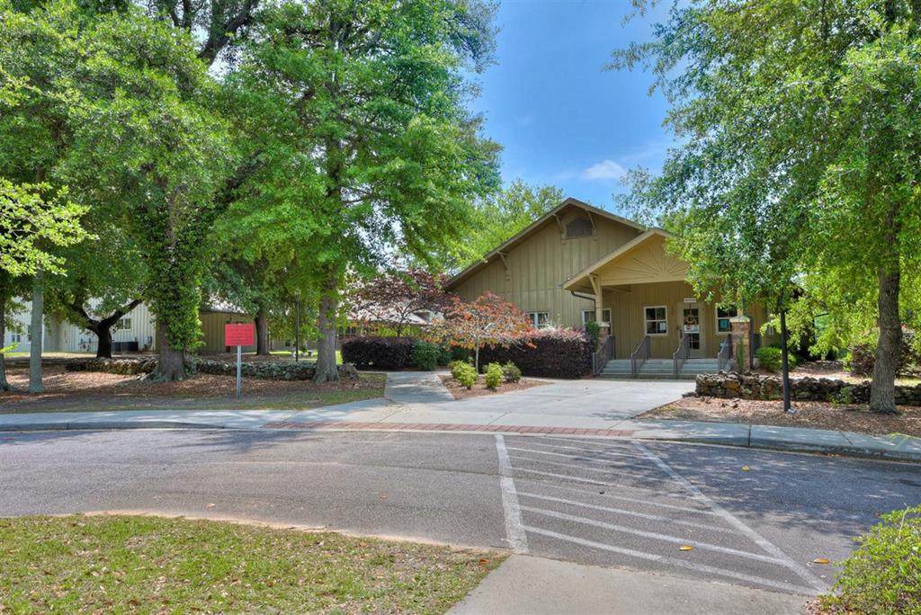 130 Avery Lane - Photo 1