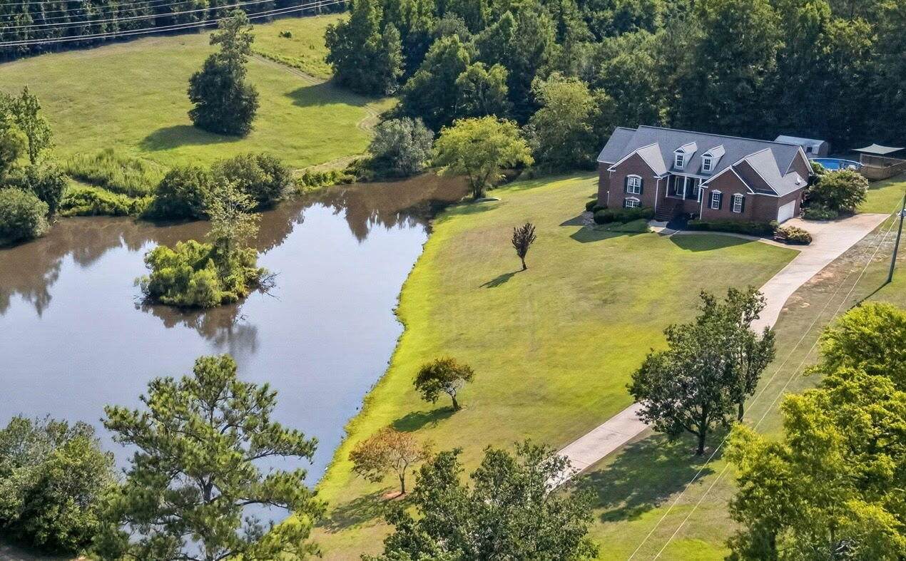 33 Scenic Drive - Photo 1