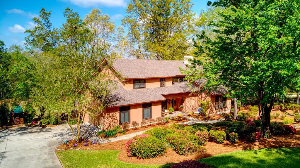 135 Northwood Drive - Photo 1