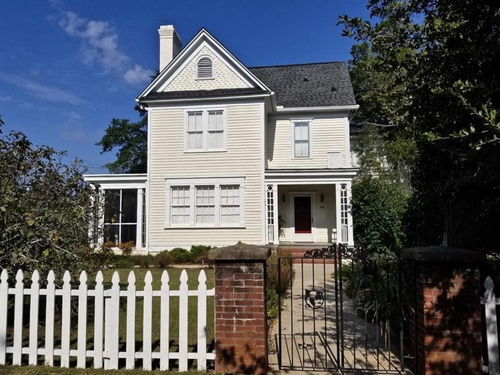 237 Newberry Street Nw - Photo 1