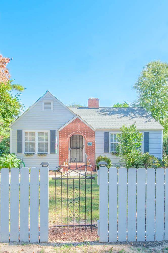 1212 Heard Avenue - Photo 1