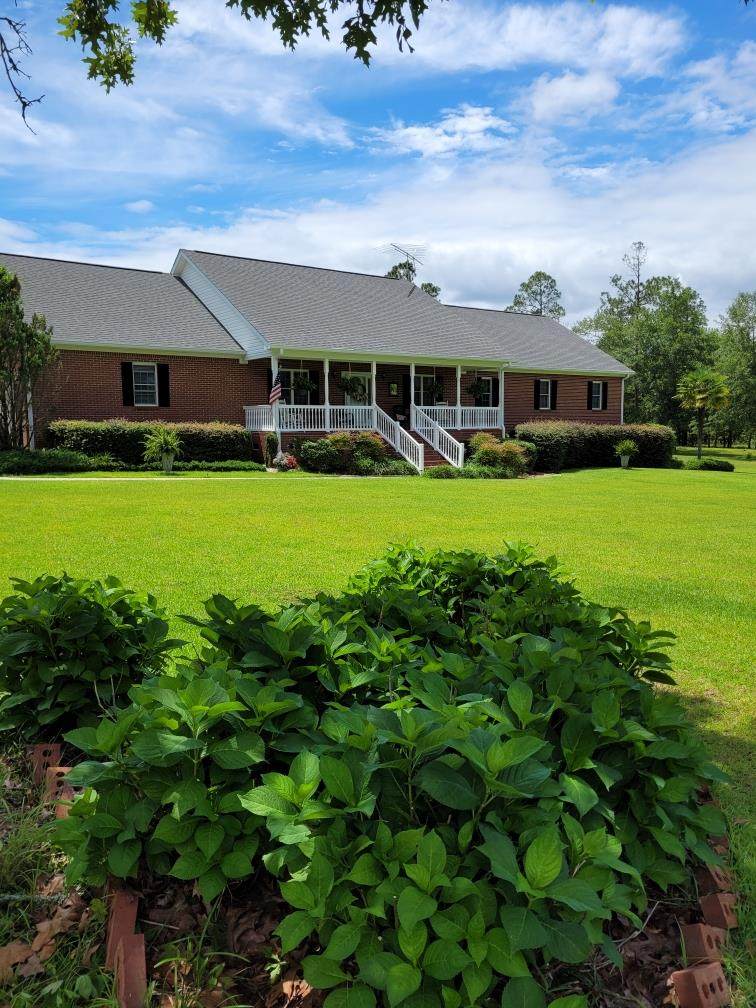403 Toby Creek Road - Photo 1