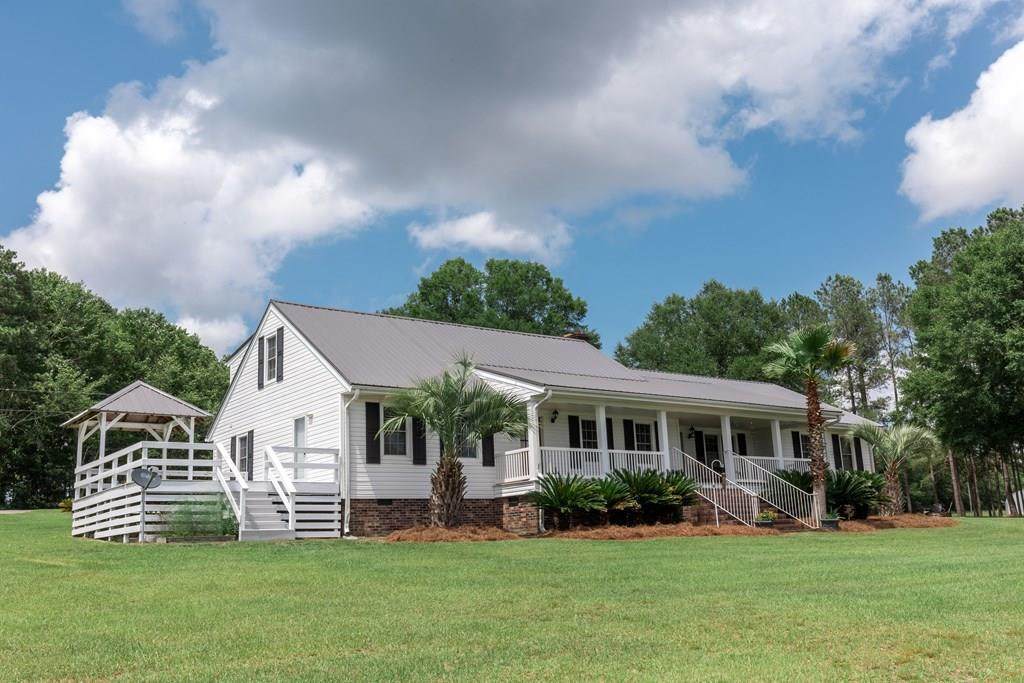 583 Acorn Drive - Photo 1