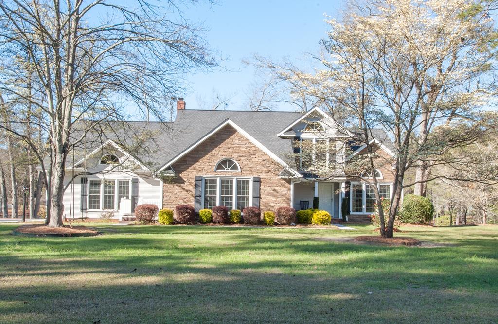 215 Montgomery Place - Photo 1