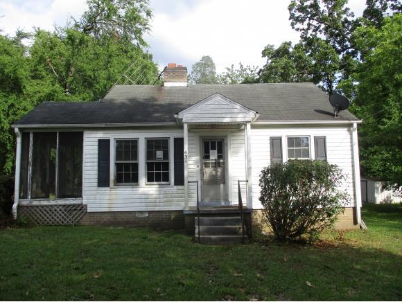 631 Elm St - Photo 1