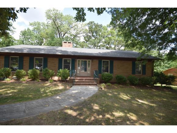 3505 Longview Drive - Photo 1