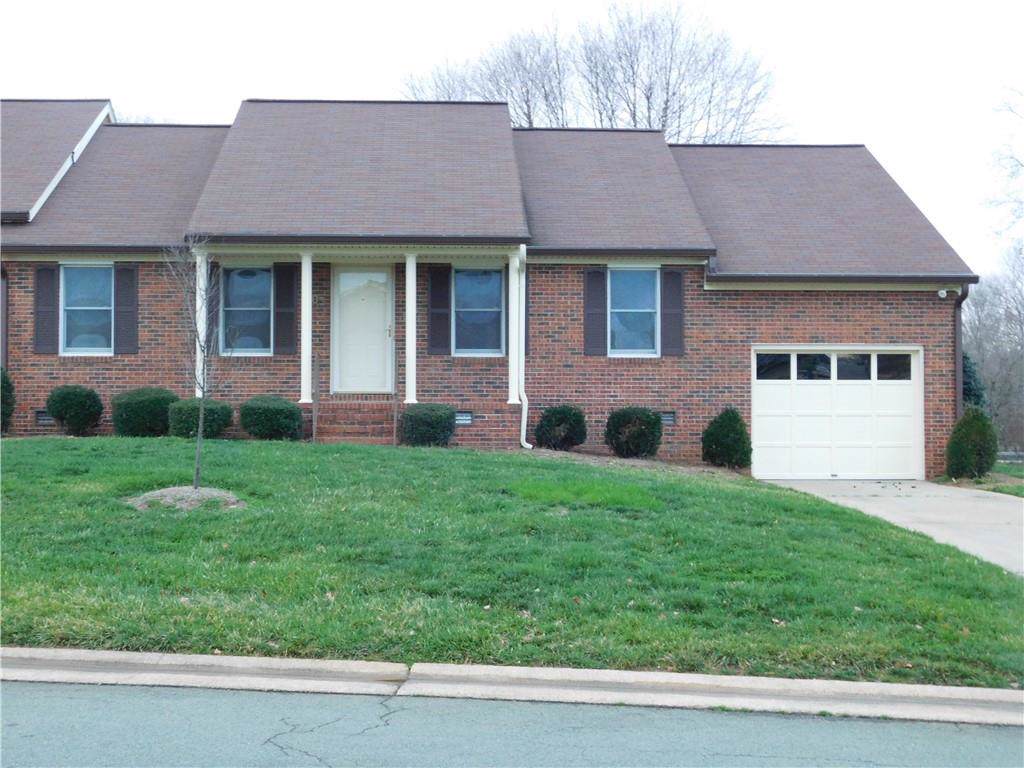 1803 Meadow Green Drive - Photo 1 1803 Meadow Green Drive - Photo 1
