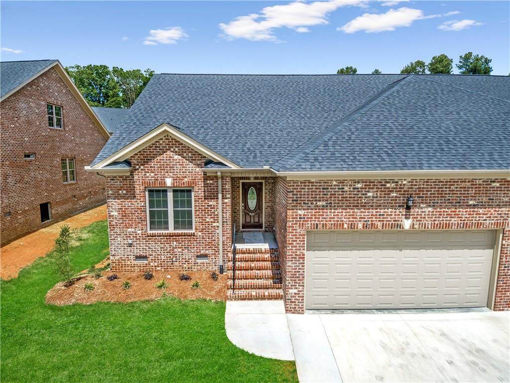 939 Arrowhead Court - Photo 1