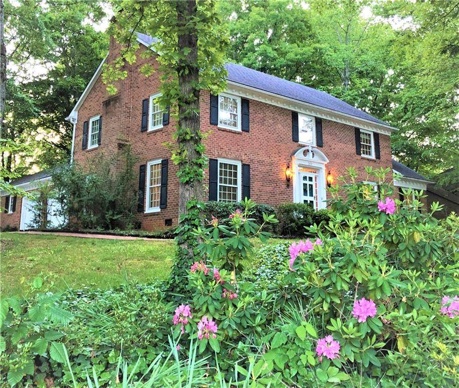 501 Willoughby Boulevard - Photo 1