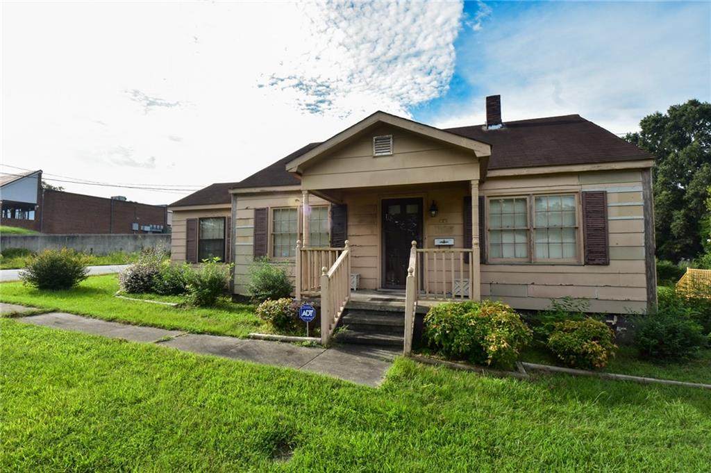 431 Hatch Street - Photo 1