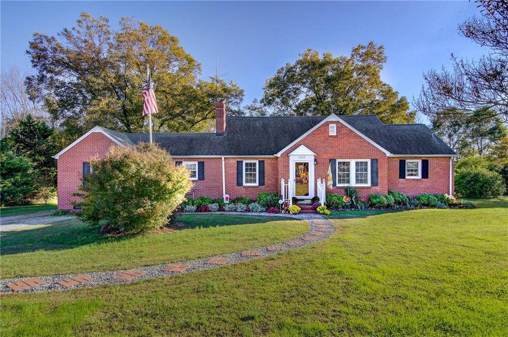 2932 Gwyn Road - Photo 1