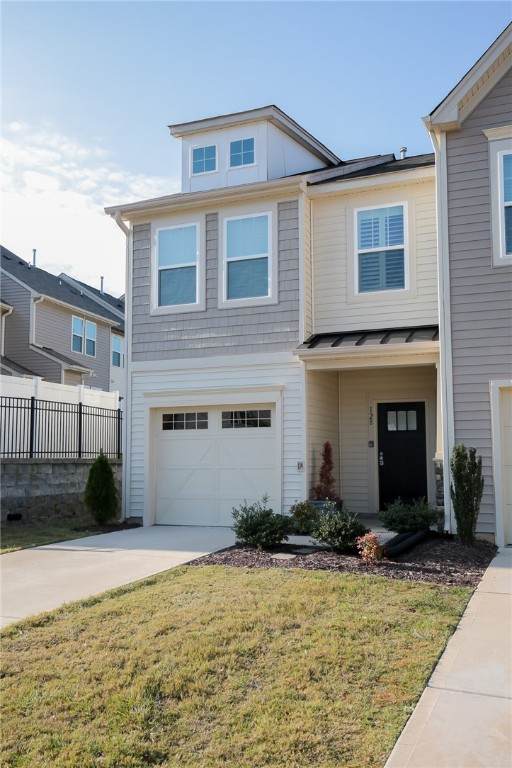 128 Thornhill Drive - Photo 1