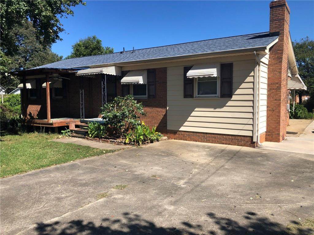374 Trollingwood Road - Photo 1