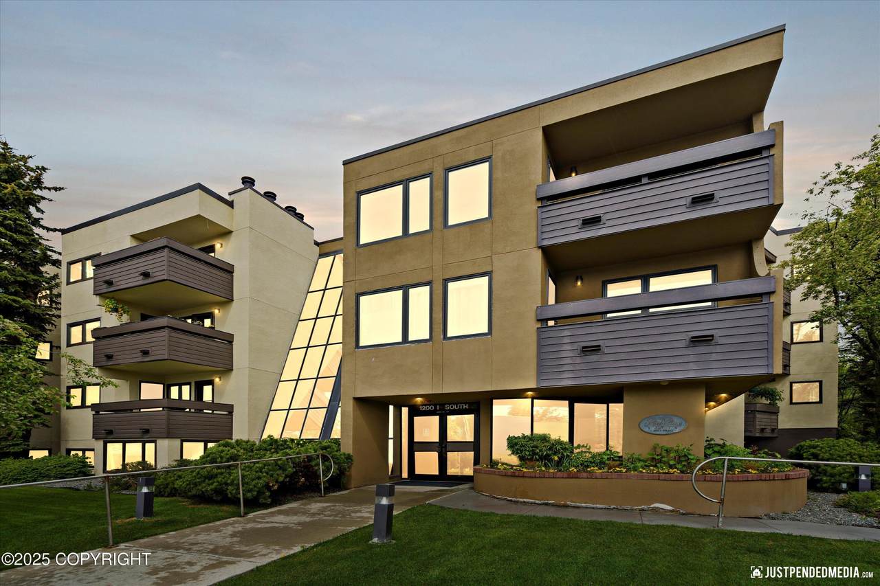 1200 I Street - Photo 1