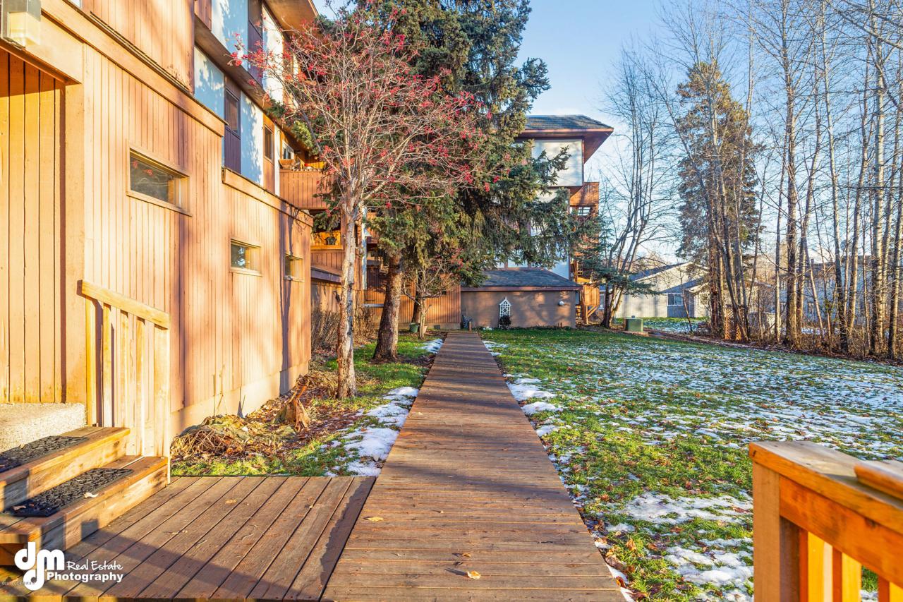 8505 Jewel Lake Road - Photo 1