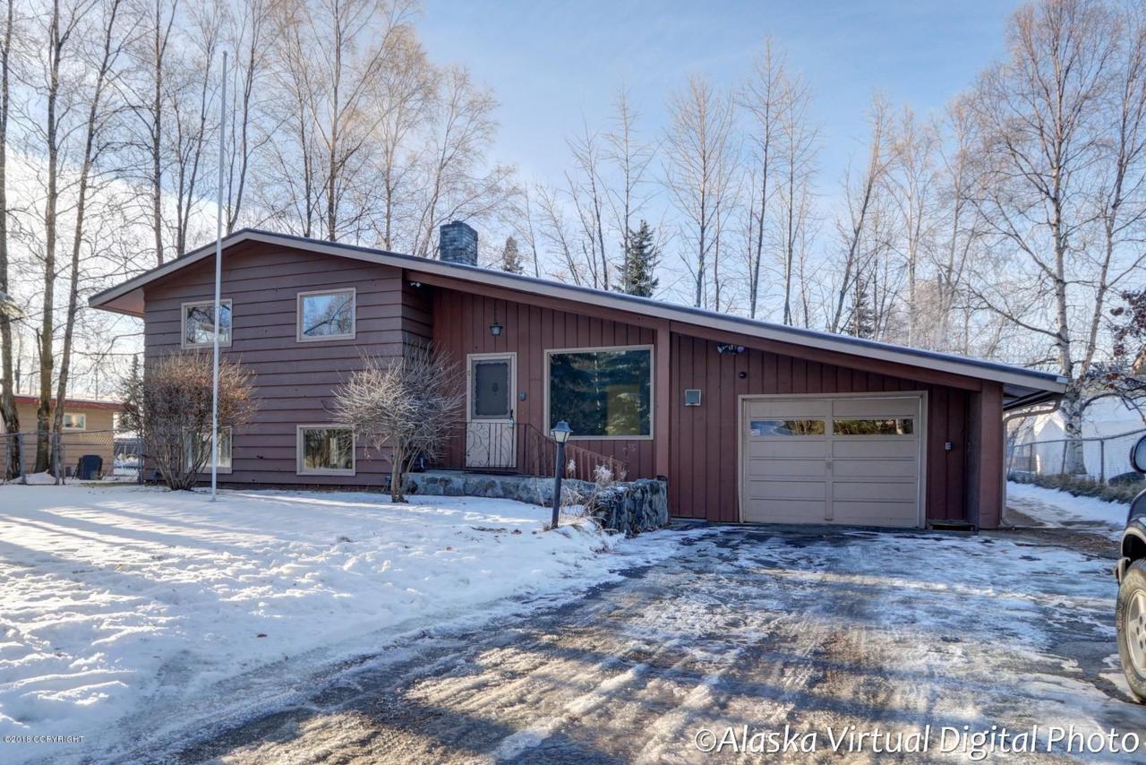 2412 Lee Street - Photo 1