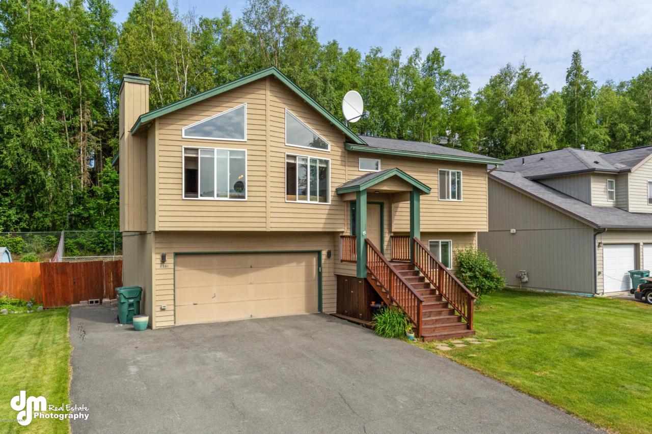 6851 Howard Avenue - Photo 1