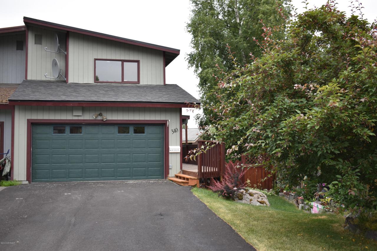340 Villa Circle - Photo 1
