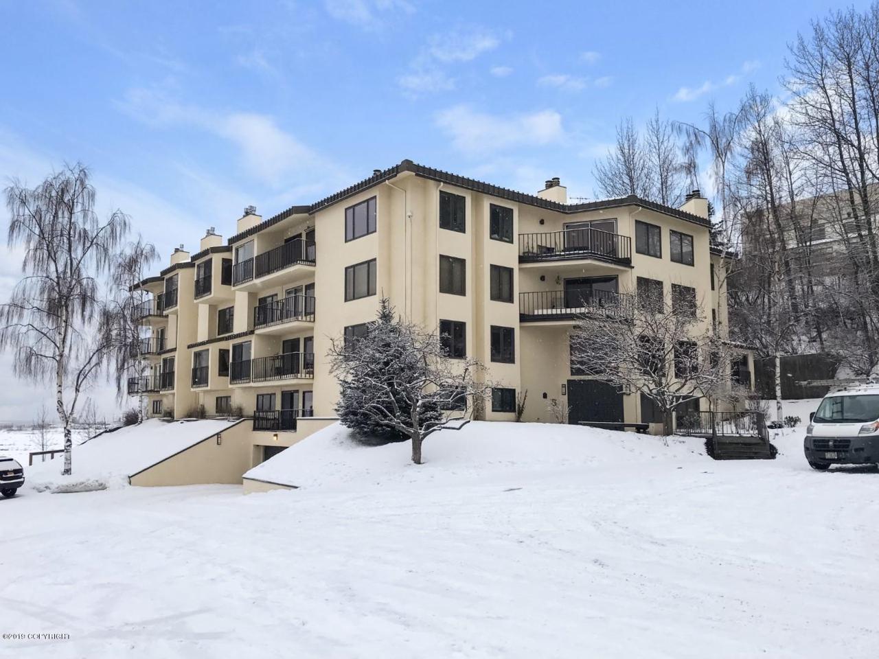 333 M Street - Photo 1