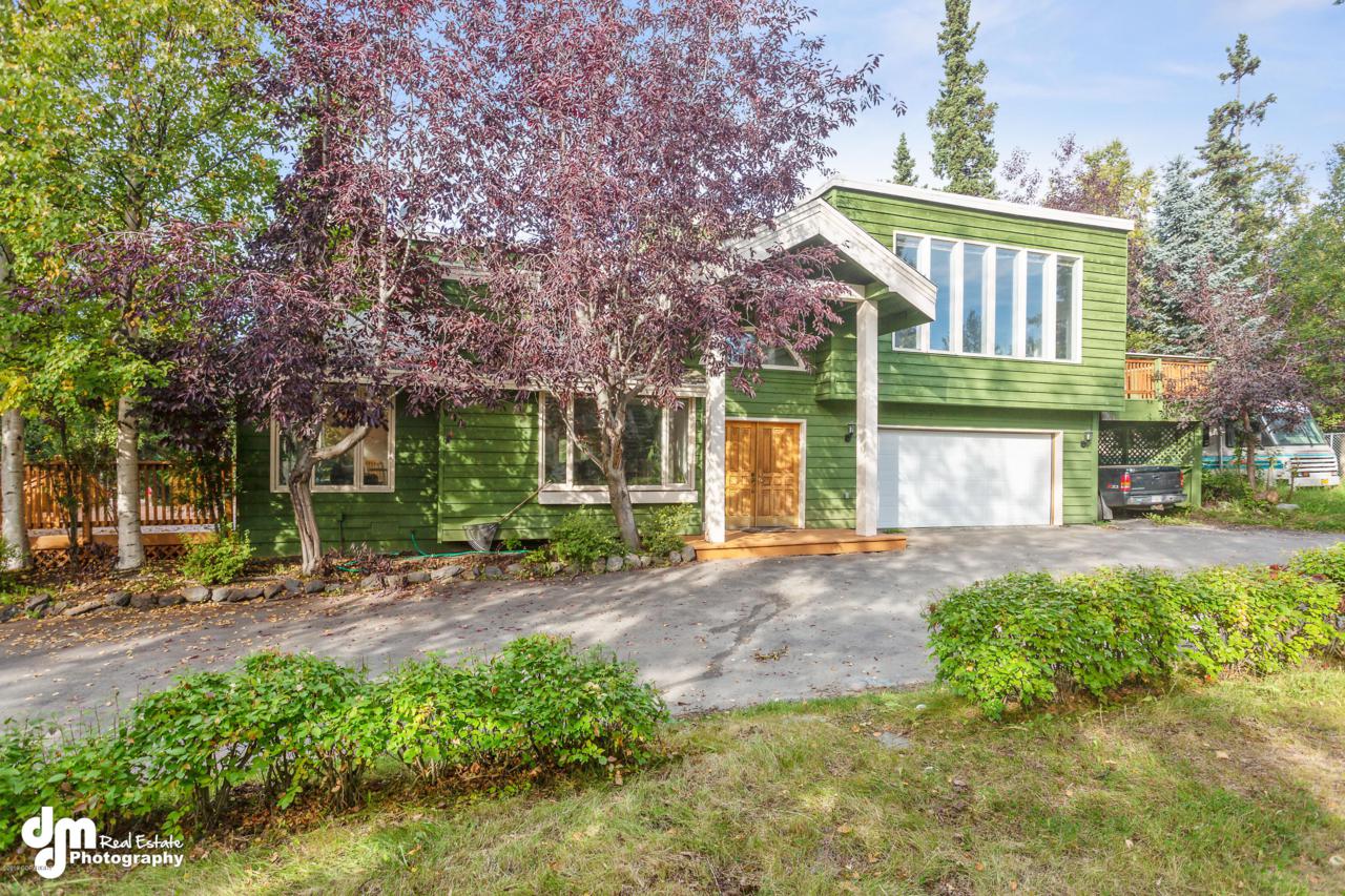 5274 147th Avenue - Photo 1