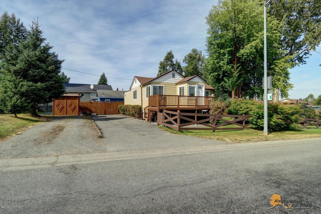 236 Oklahoma Street - Photo 1