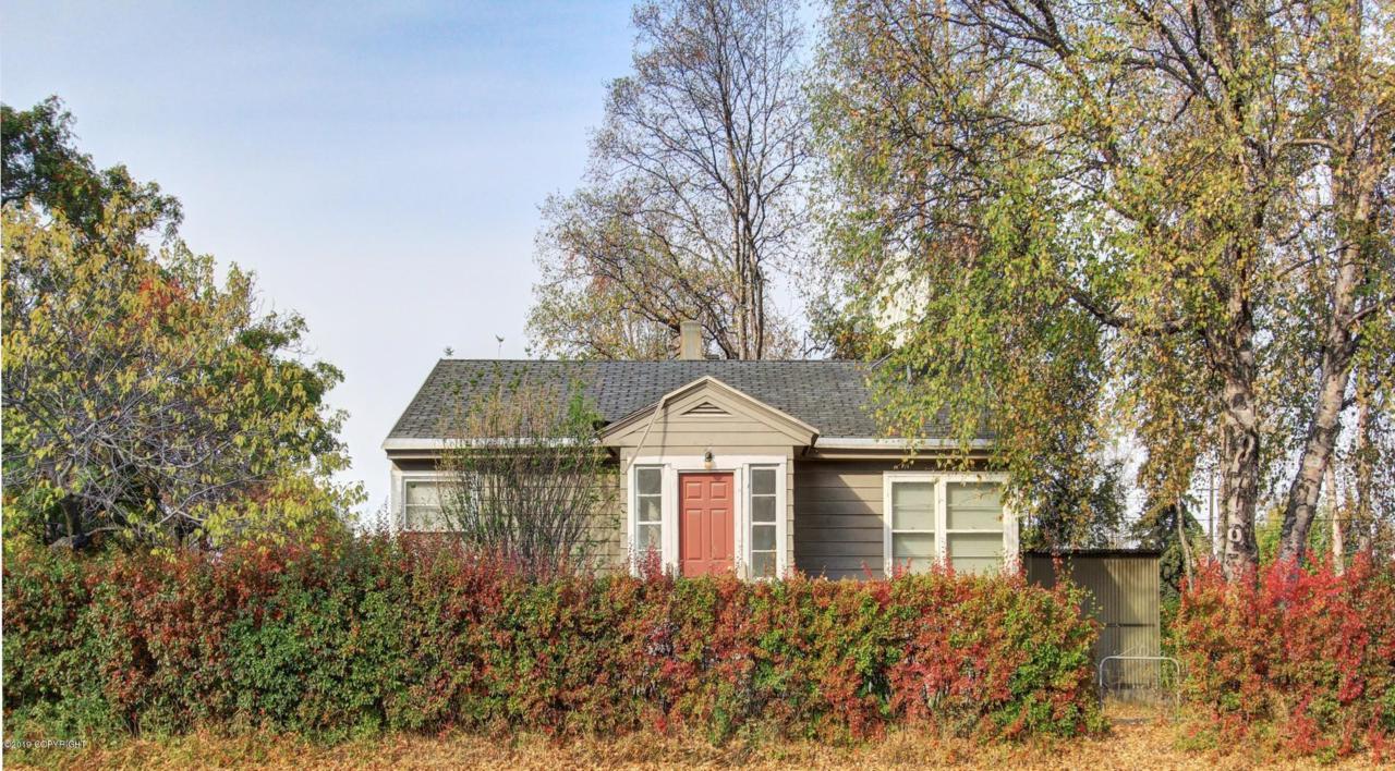 1040 C Street - Photo 1