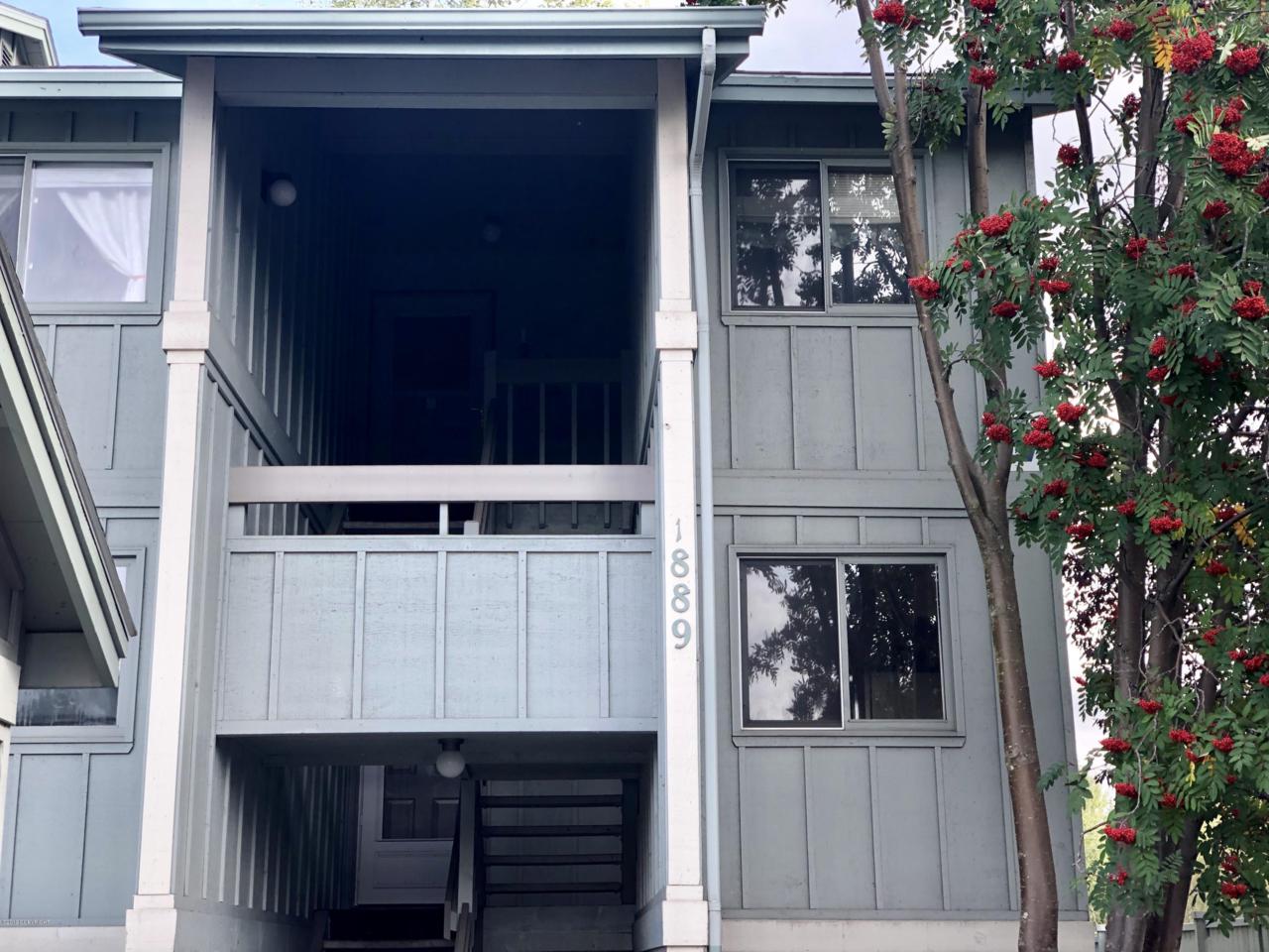 1889 Tudor Road - Photo 1