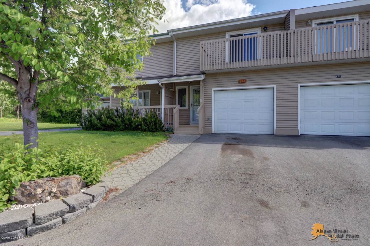 677 Yakima Street - Photo 1