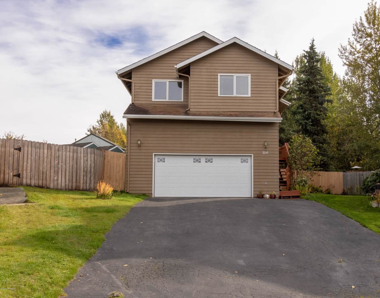 2218 Country Brook Circle - Photo 1