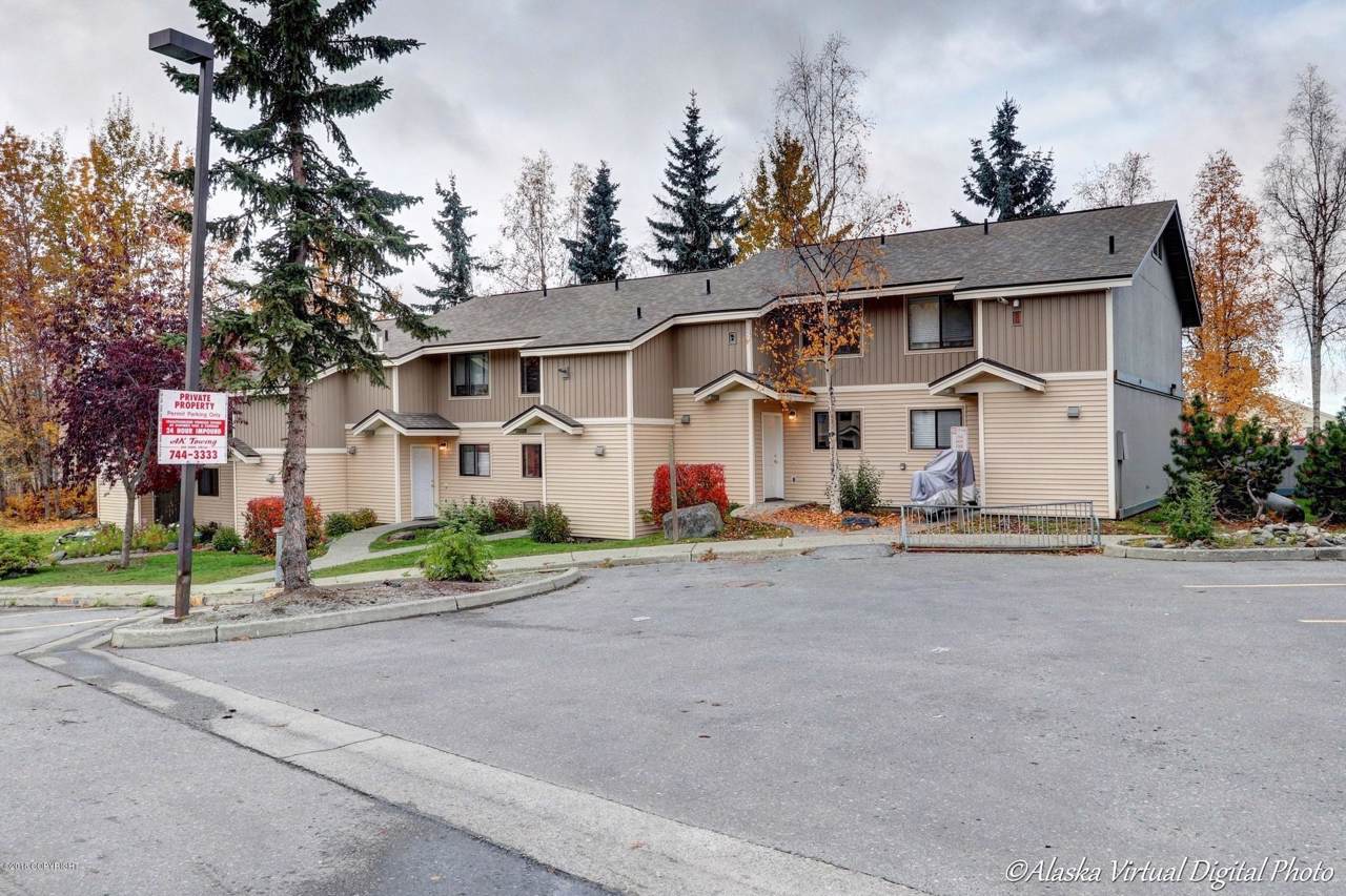 16510 Centerfield Drive - Photo 1