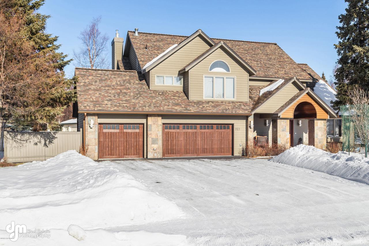 821 Botanical Heights Circle - Photo 1