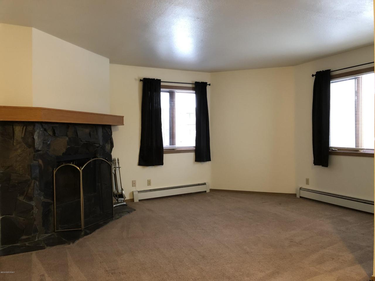 9750 Vanguard Drive - Photo 1