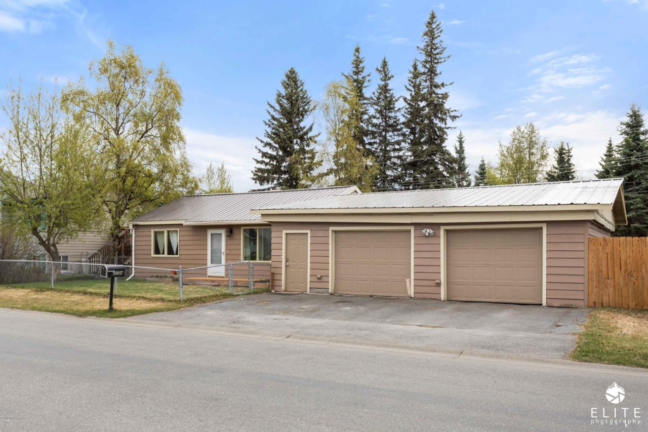 8124 4th Avenue - Photo 1