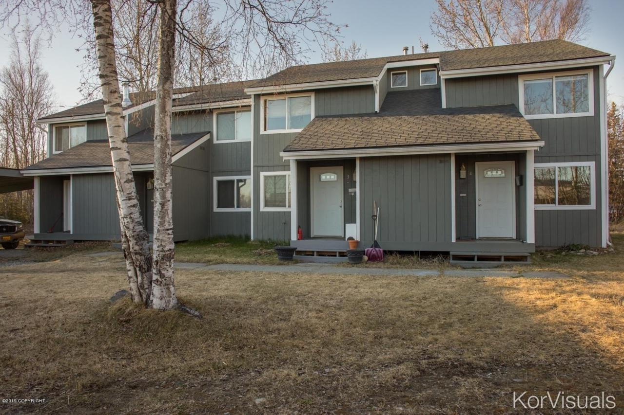 1001 Elsinore - Photo 1