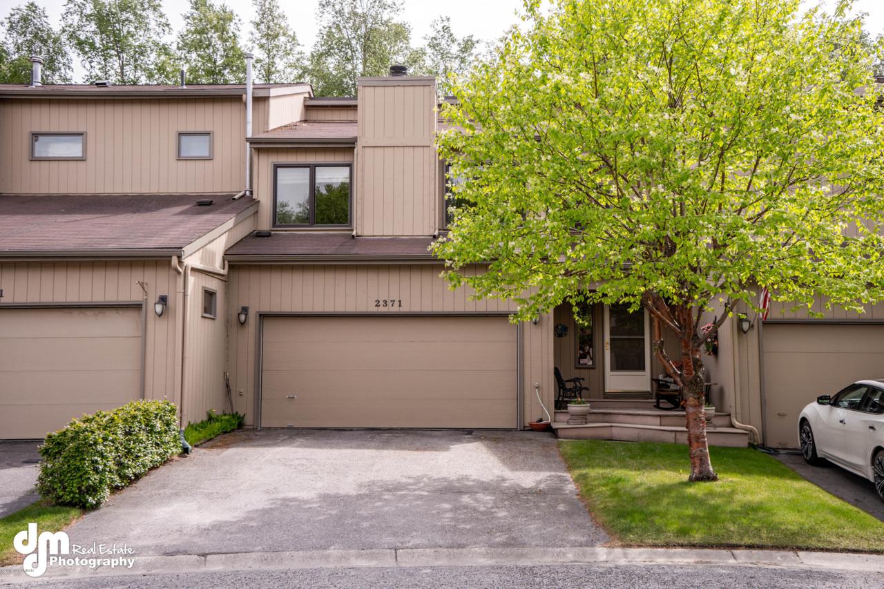 2371 Innes Circle - Photo 1