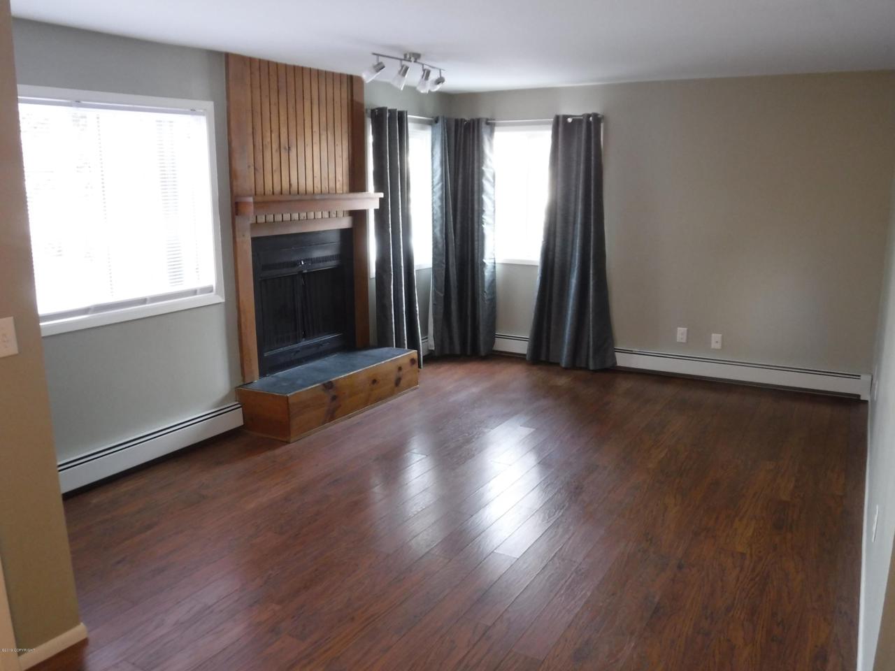 1600 Eastridge Drive - Photo 1